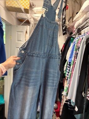 L, but fit like M.Light Wash Denim Overalls Jeans for Women